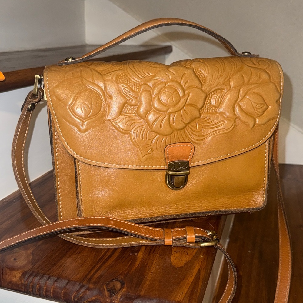 Patricia Nash Elegant Tan Leather Floral Embossed Bag